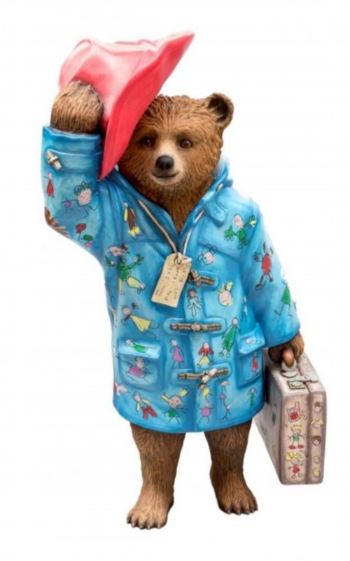 帕丁頓熊“遭斬首”拍賣會推遲 全城聲討殺熊人